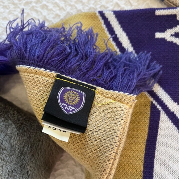 Orlando City MLS Soccer Scarf - Picture 4 of 6